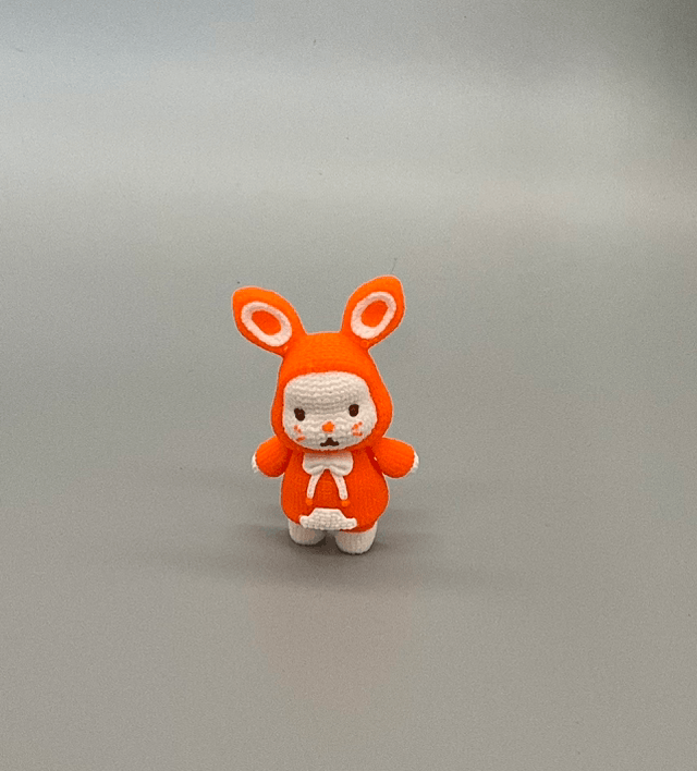 Figurine Tricotée en 3D - Petit Lapin Orange